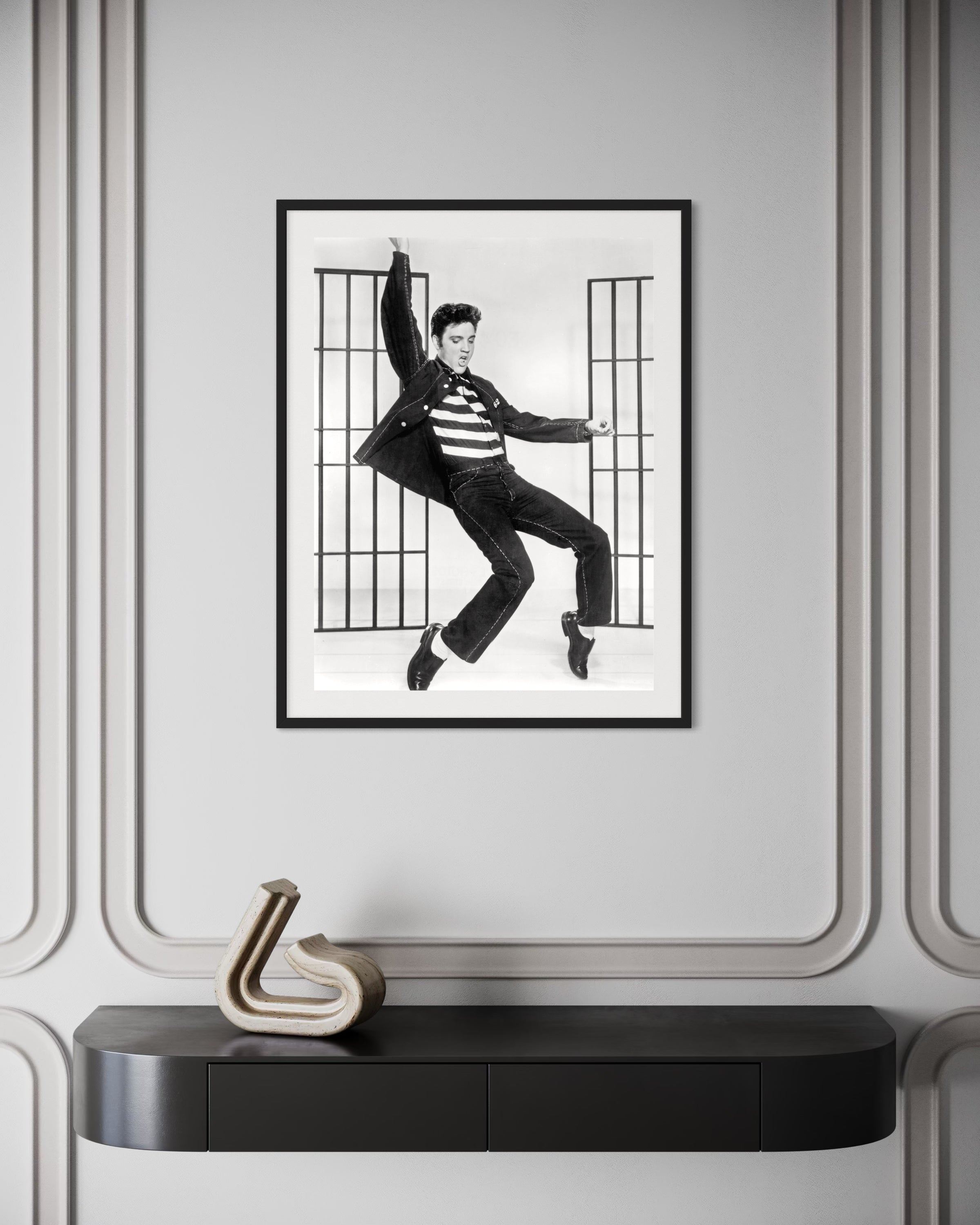 Elvis Presley dans le clip de Jailhouse Rock - Photo d'art